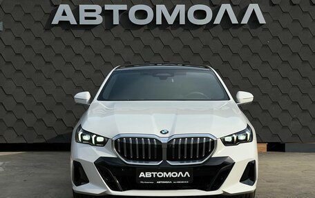BMW 5 серия, 2024 год, 8 850 000 рублей, 2 фотография