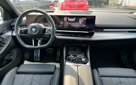 BMW 5 серия, 2024 год, 8 850 000 рублей, 6 фотография