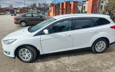 Ford Focus III, 2015 год, 1 035 000 рублей, 2 фотография