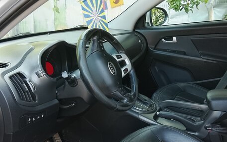 KIA Sportage III, 2011 год, 1 400 000 рублей, 24 фотография
