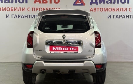 Renault Duster I рестайлинг, 2016 год, 827 000 рублей, 4 фотография