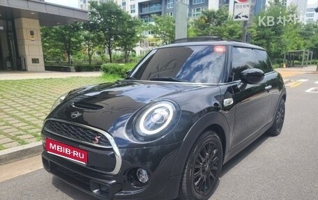 MINI Hatch, 2021 год, 2 059 000 рублей, 1 фотография