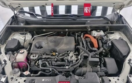 Toyota RAV4, 2021 год, 2 530 000 рублей, 10 фотография
