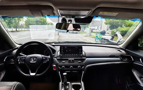 Honda Accord IX рестайлинг, 2021 год, 1 760 000 рублей, 10 фотография