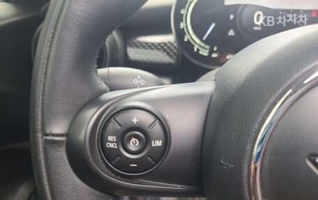 MINI Hatch, 2021 год, 2 059 000 рублей, 18 фотография