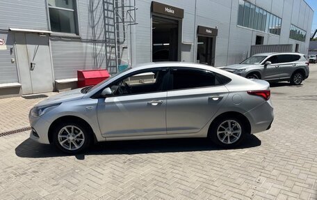 Hyundai Solaris II рестайлинг, 2019 год, 980 000 рублей, 4 фотография