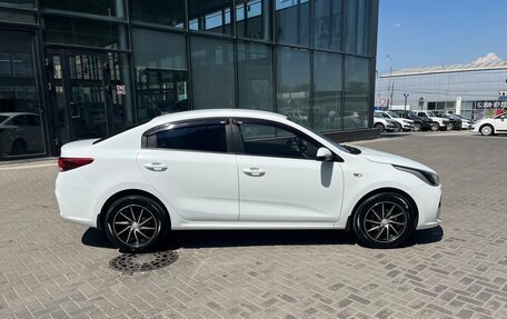KIA Rio IV, 2018 год, 1 340 000 рублей, 8 фотография