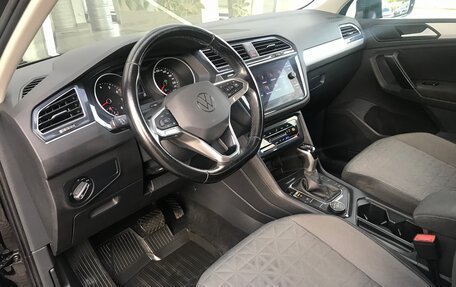 Volkswagen Tiguan II, 2021 год, 3 390 000 рублей, 5 фотография