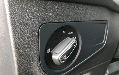Volkswagen Tiguan II, 2021 год, 3 390 000 рублей, 27 фотография