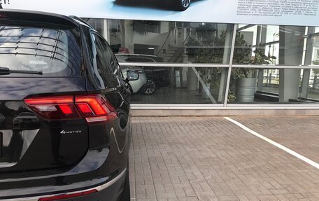 Volkswagen Tiguan II, 2021 год, 3 390 000 рублей, 22 фотография