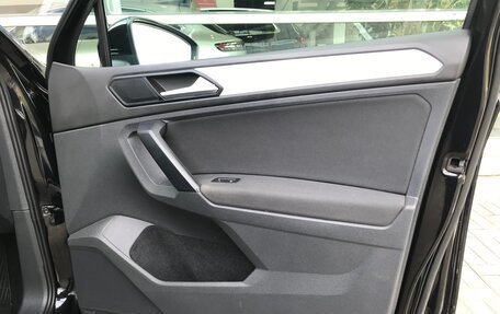 Volkswagen Tiguan II, 2021 год, 3 390 000 рублей, 29 фотография