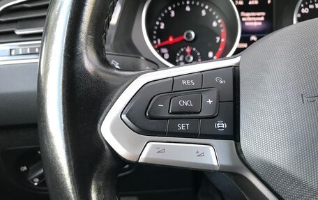 Volkswagen Tiguan II, 2021 год, 3 390 000 рублей, 32 фотография