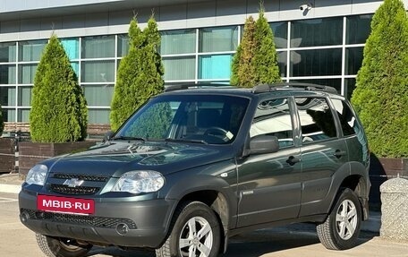 Chevrolet Niva I рестайлинг, 2016 год, 665 000 рублей, 7 фотография