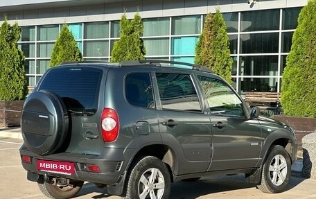 Chevrolet Niva I рестайлинг, 2016 год, 665 000 рублей, 10 фотография