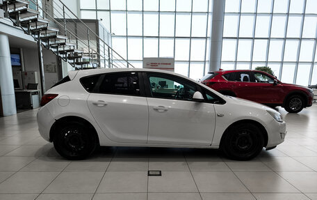 Opel Astra J, 2012 год, 620 000 рублей, 5 фотография