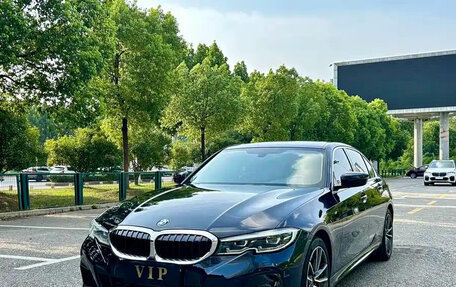 BMW 3 серия, 2020 год, 2 400 000 рублей, 1 фотография