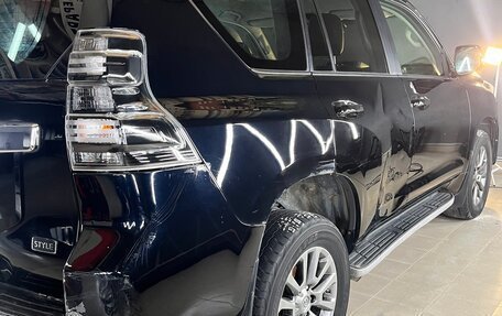 Toyota Land Cruiser Prado 150 рестайлинг 2, 2016 год, 3 300 000 рублей, 3 фотография