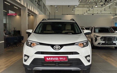 Toyota RAV4, 2019 год, 2 649 000 рублей, 2 фотография