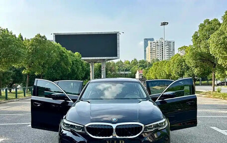 BMW 3 серия, 2020 год, 2 400 000 рублей, 4 фотография