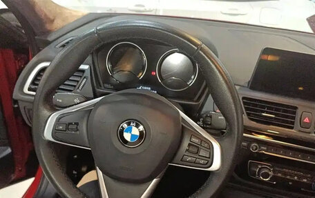 BMW 1 серия, 2020 год, 1 400 000 рублей, 10 фотография