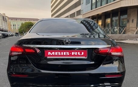 Mercedes-Benz E-Класс, 2018 год, 2 550 000 рублей, 6 фотография