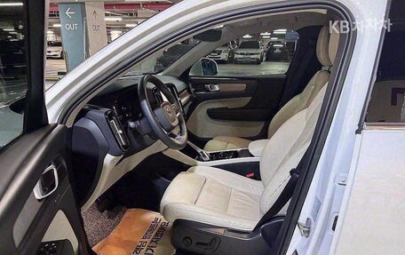 Volvo XC40 I, 2022 год, 3 260 000 рублей, 7 фотография
