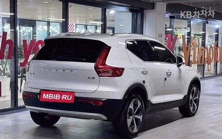 Volvo XC40 I, 2022 год, 3 260 000 рублей, 4 фотография