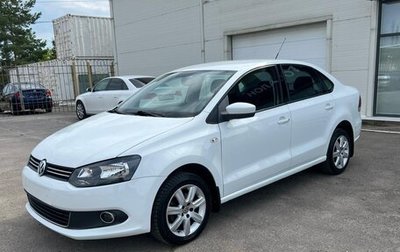 Volkswagen Polo VI (EU Market), 2014 год, 899 000 рублей, 1 фотография