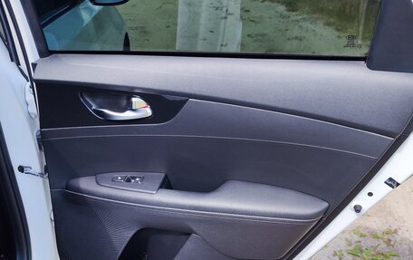 KIA Cerato IV, 2021 год, 2 500 000 рублей, 4 фотография
