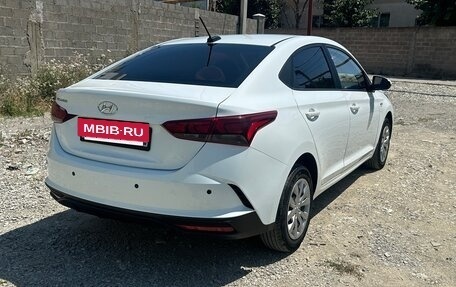 Hyundai Solaris II рестайлинг, 2020 год, 1 360 000 рублей, 4 фотография