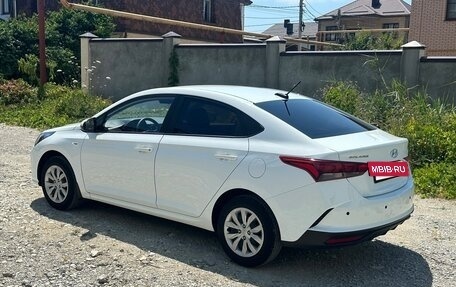 Hyundai Solaris II рестайлинг, 2020 год, 1 360 000 рублей, 5 фотография