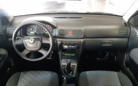 Skoda Octavia, 2010 год, 630 000 рублей, 12 фотография