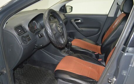 Volkswagen Polo VI (EU Market), 2010 год, 396 000 рублей, 23 фотография