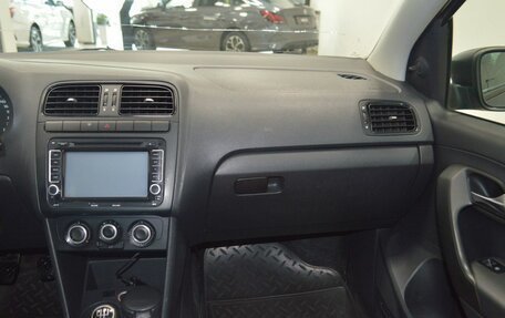 Volkswagen Polo VI (EU Market), 2010 год, 396 000 рублей, 33 фотография