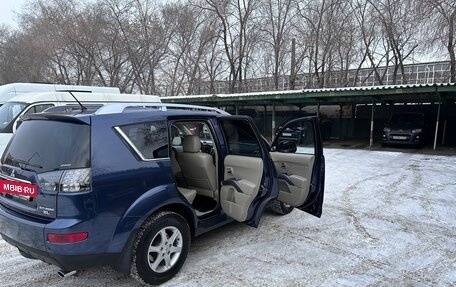 Mitsubishi Outlander III рестайлинг 3, 2008 год, 1 200 000 рублей, 8 фотография