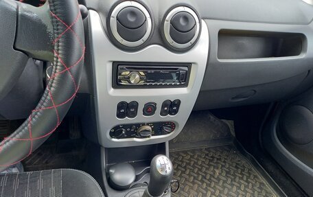 Renault Logan I, 2012 год, 700 000 рублей, 6 фотография