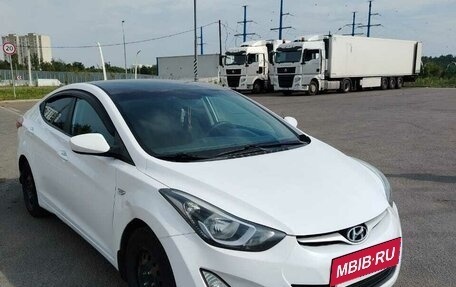 Hyundai Elantra V, 2015 год, 900 000 рублей, 6 фотография