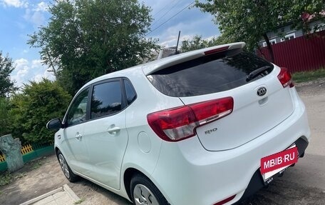 KIA Rio III рестайлинг, 2017 год, 1 300 000 рублей, 3 фотография