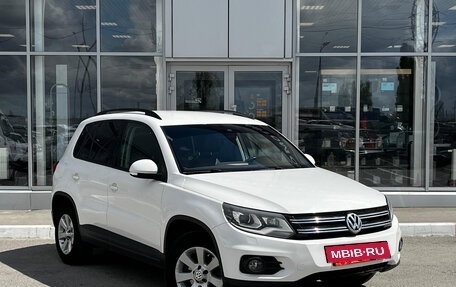 Volkswagen Tiguan I, 2011 год, 1 239 000 рублей, 3 фотография