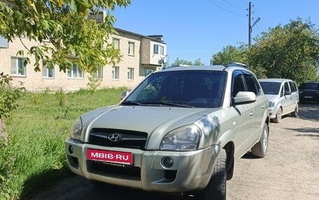 Hyundai Tucson III, 2008 год, 700 000 рублей, 1 фотография