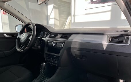 Skoda Rapid I, 2018 год, 1 140 000 рублей, 30 фотография