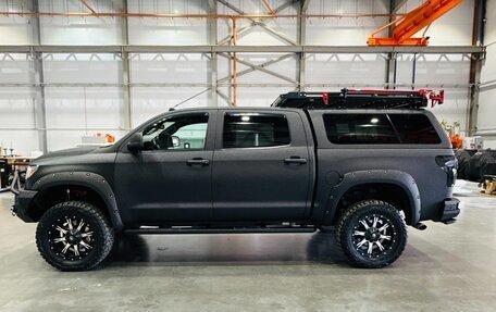 Toyota Tundra II, 2013 год, 15 299 000 рублей, 2 фотография