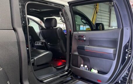 Toyota Tundra II, 2013 год, 15 299 000 рублей, 21 фотография