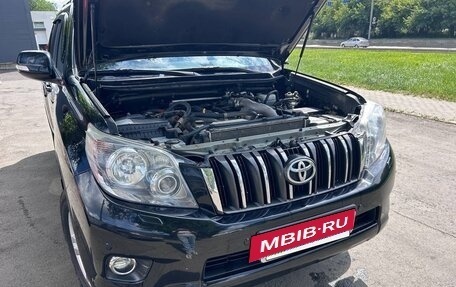Toyota Land Cruiser Prado 150 рестайлинг 2, 2012 год, 2 750 000 рублей, 3 фотография