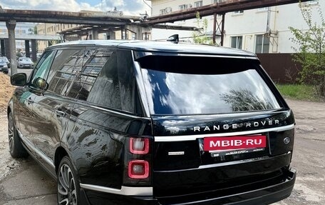 Land Rover Range Rover IV рестайлинг, 2017 год, 7 500 000 рублей, 3 фотография