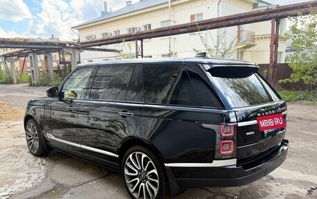 Land Rover Range Rover IV рестайлинг, 2017 год, 7 500 000 рублей, 4 фотография