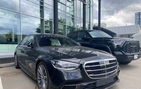 Mercedes-Benz S-Класс, 2025 год, 26 000 000 рублей, 3 фотография
