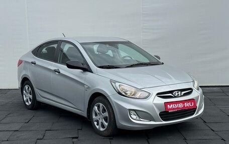 Hyundai Solaris II рестайлинг, 2014 год, 860 000 рублей, 3 фотография