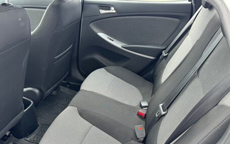 Hyundai Solaris II рестайлинг, 2014 год, 860 000 рублей, 12 фотография