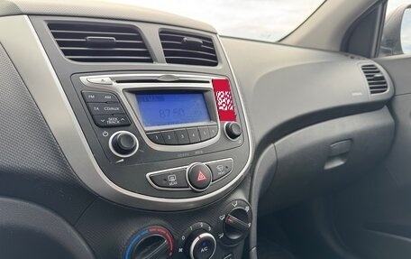 Hyundai Solaris II рестайлинг, 2014 год, 860 000 рублей, 11 фотография